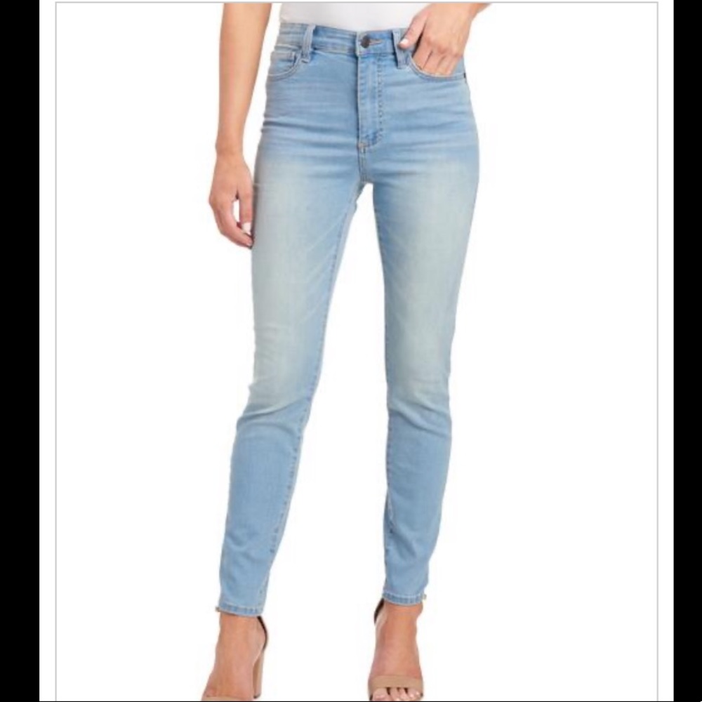 Buffalo Light Wash Skinny Jeans